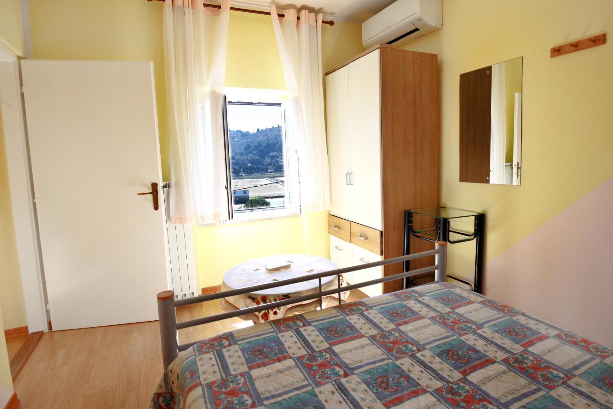 Dino Studio And Room Apartments Portorož Buitenkant foto
